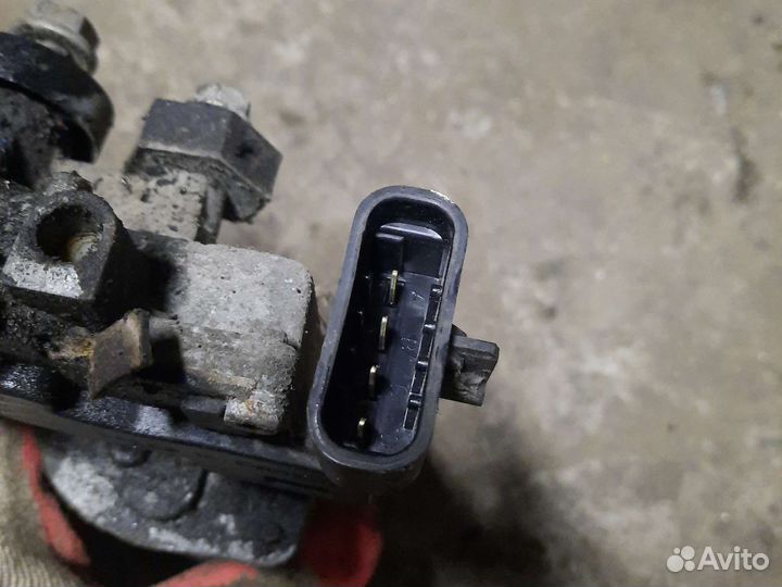 Моторчик дворников chrysler cirrus