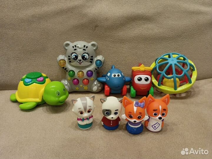Развивающие игрушки для малышей