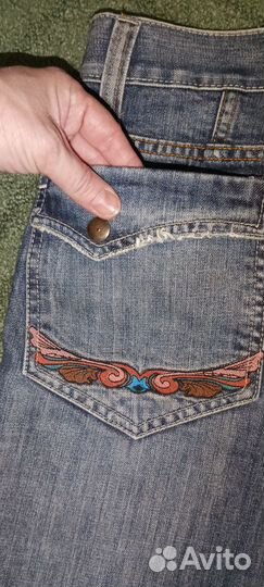 Джинсы женские