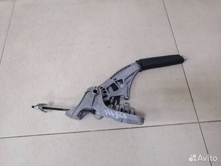 Рычаг стояночного тормоза Skoda Octavia A7 2013