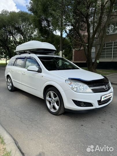 Opel Astra 1.8 AT, 2013, 176 000 км