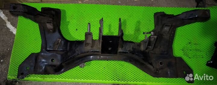 Подрамник Kia Spectra