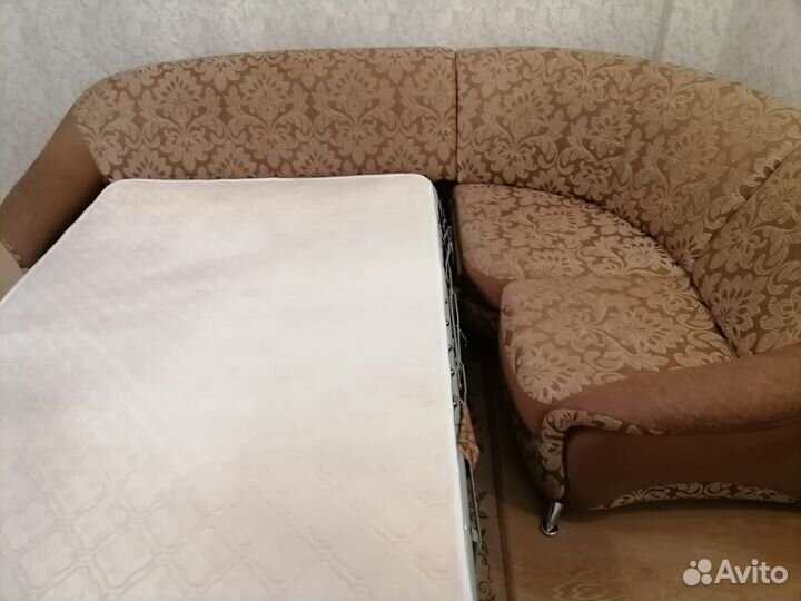 Угловой диван