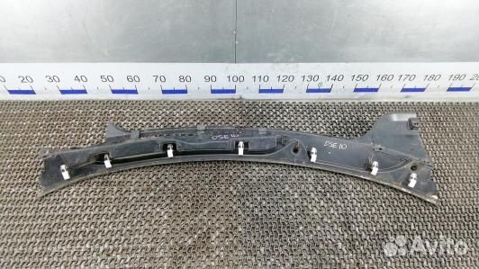 Накладка декоративная (жабо, дождевик) renault meg