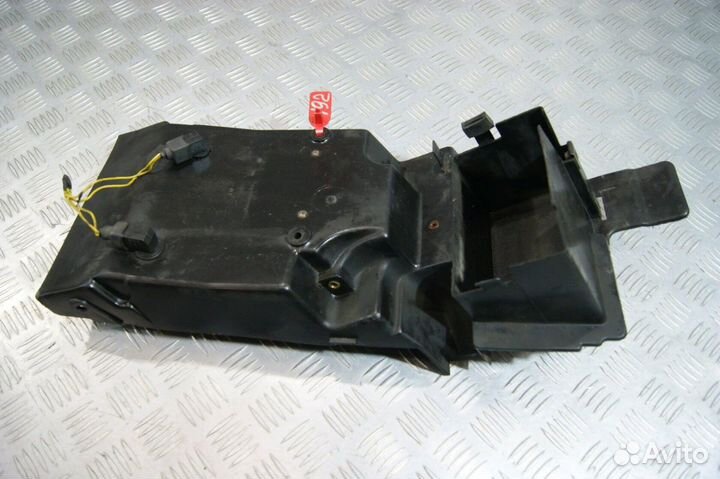 Пластик внутренний Kawasaki ZXR400, ZX400L