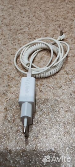 Зарядное устройство для телефона
