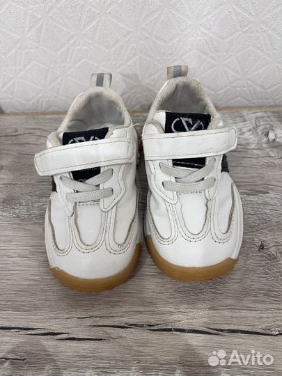 Кроссовки 13,5 см на мальчика