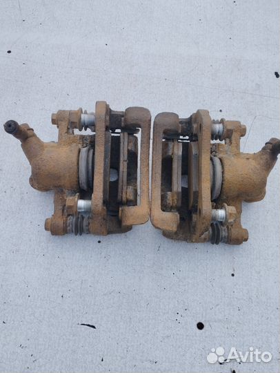 Задний тормозной суппорт Chery Indis S18D 1.3