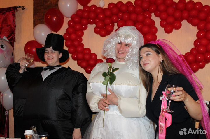 Ведущий праздников