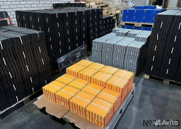 Пвх плитка для автосервиса