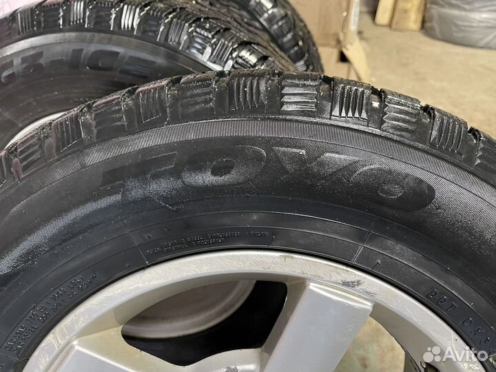 Toyo Observe G3 215/70 R15