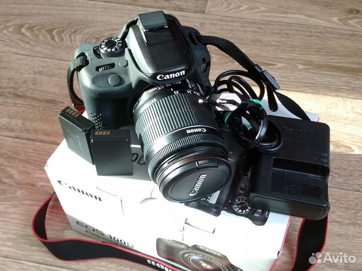 Зеркальный фотоаппарат Сanon EOS 100D