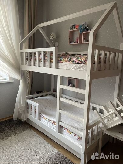 Двухъярусная кровать домик бу
