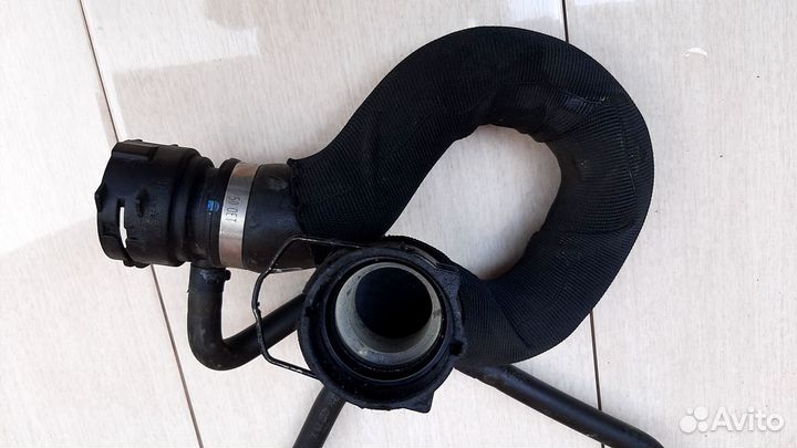 Патрубок радиатора верхний Audi A6 (C6) 4F2 2008