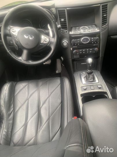 Infiniti QX70 3.0 AT, 2014, 150 000 км