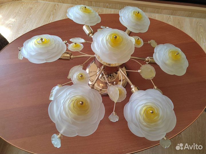 Люстра потолочная бу