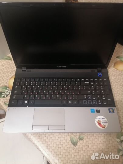 Ноутбук samsung NP305E5A