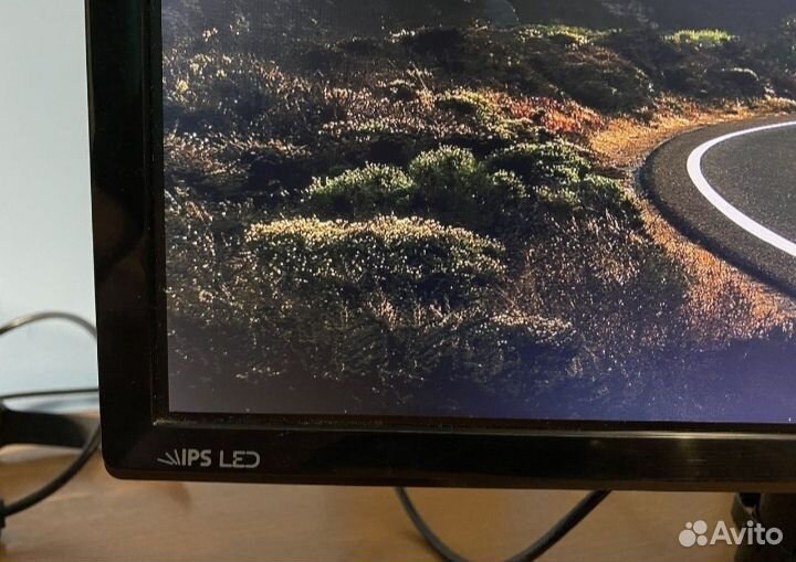 Монитор LG 21,5'