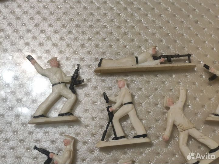 Солдатики пластмассовые СССР