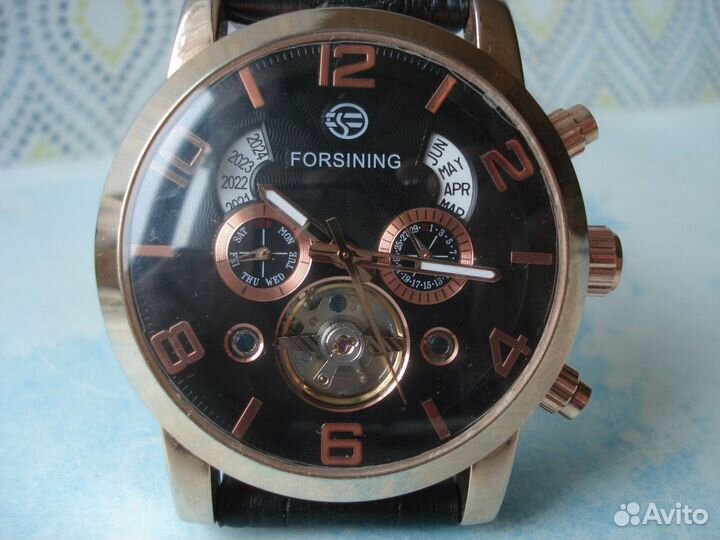 Forsining, пол скелетон, 4-х кнопочные часы