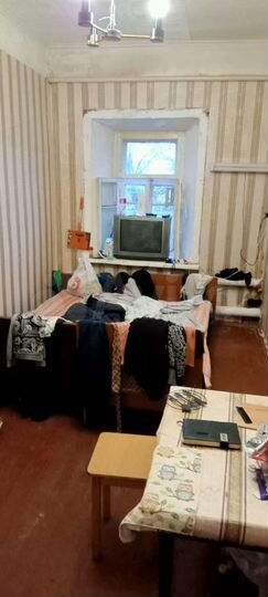 Комната 13,5 м² в 9-к., 2/2 эт.