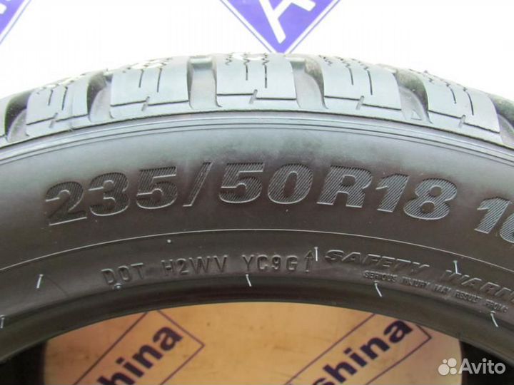 Kumho WinterCraft KW27 235/50 R18 99G