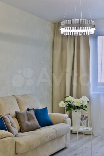 2-к. квартира, 60 м², 2/10 эт.