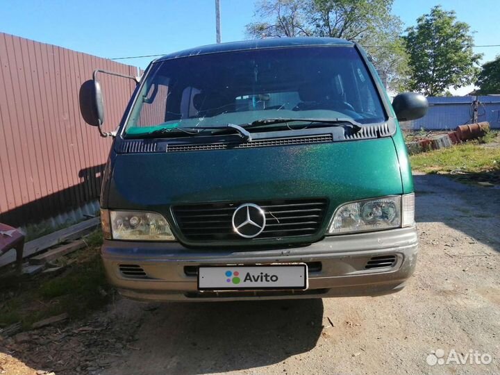 SsangYong Istana 2.9 МТ, 1999, 220 000 км