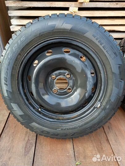 Pirelli Ice Zero 185/65 R15 92T