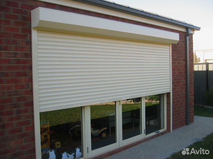 Рольставни, роллеты на двери