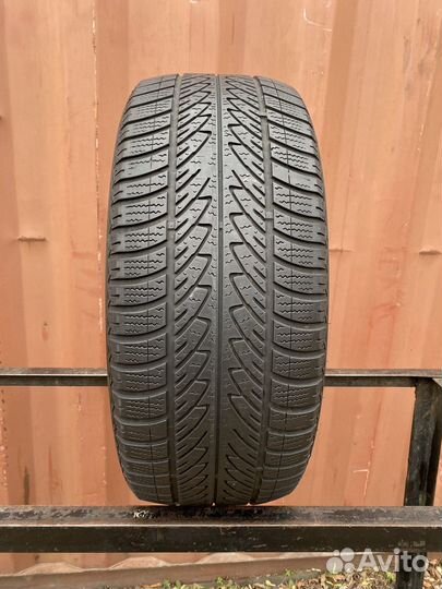 Goodyear UltraGrip 8 Performance 225/45 R18