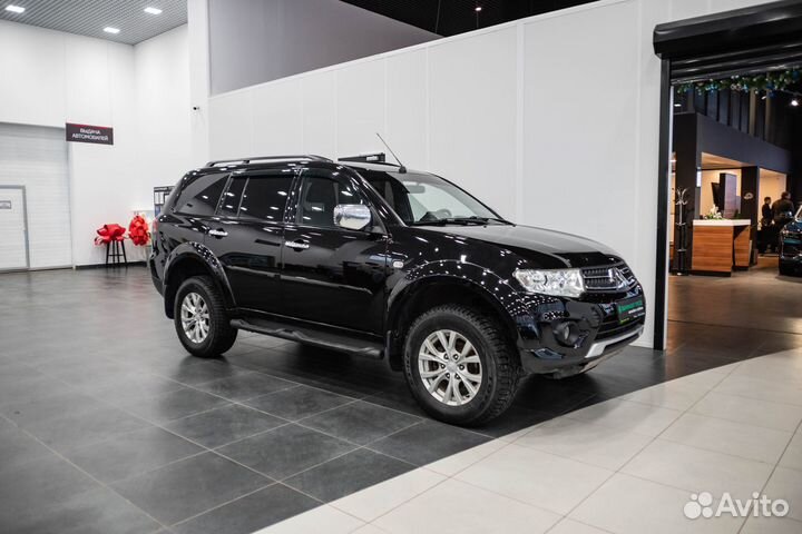 Mitsubishi Pajero Sport 2.5 AT, 2014, 267 368 км