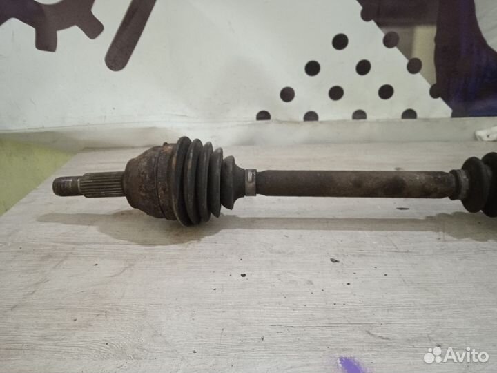 Привод правый Ford Fusion Fiesta Форд Фьюжен Фиест