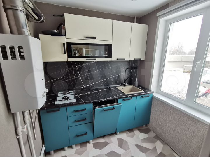 4-к. квартира, 59,3 м², 2/5 эт.