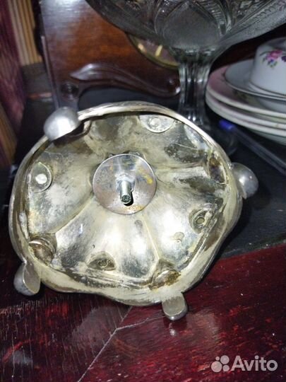 Подсвечник металлический винтажный