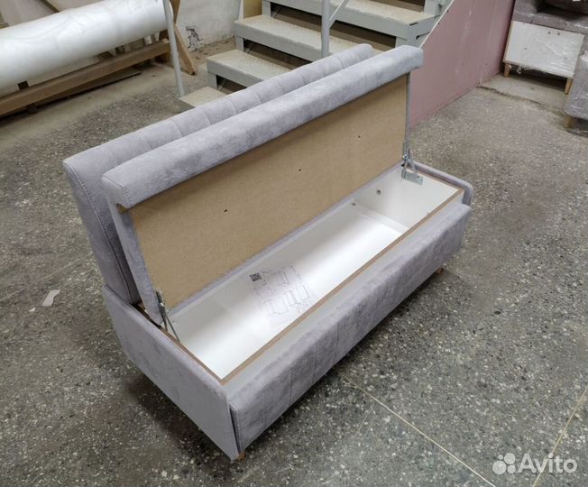 Кухонный диван в моющейся ткани в наличии 120