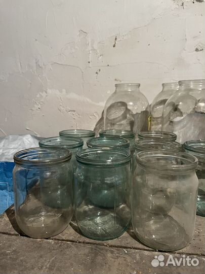 Стеклянная банка