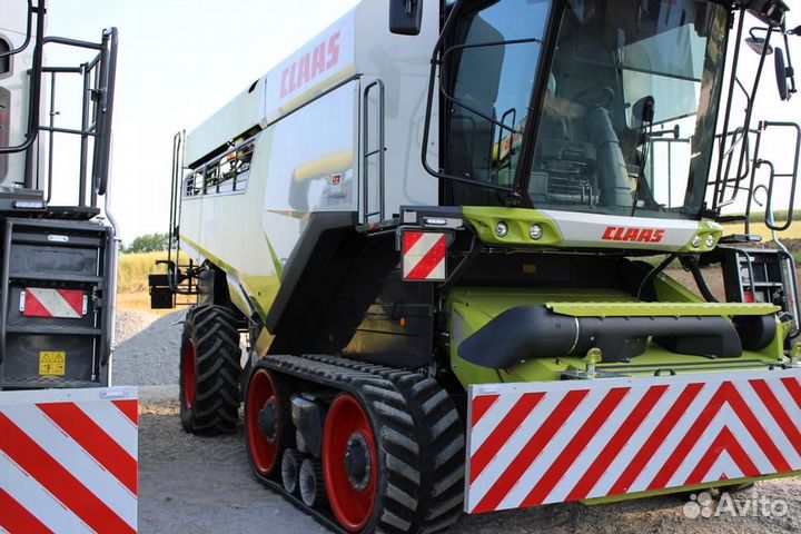 Комбайн Claas Lexion, 2021