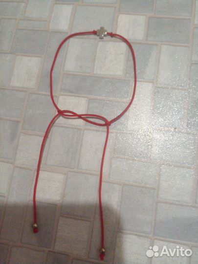 Красная нить