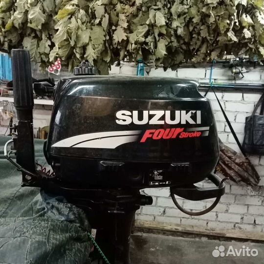 Лодочный мотор suzuki