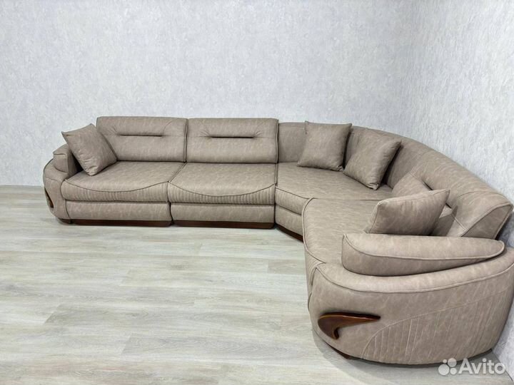 Диван угловой