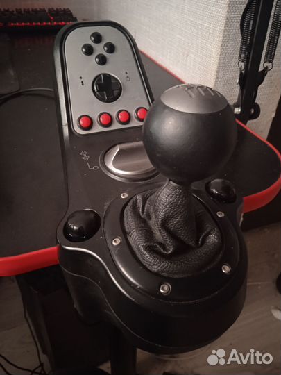 Руль Logitech g25