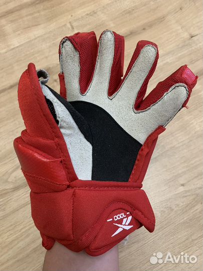 Краги хоккейные 12