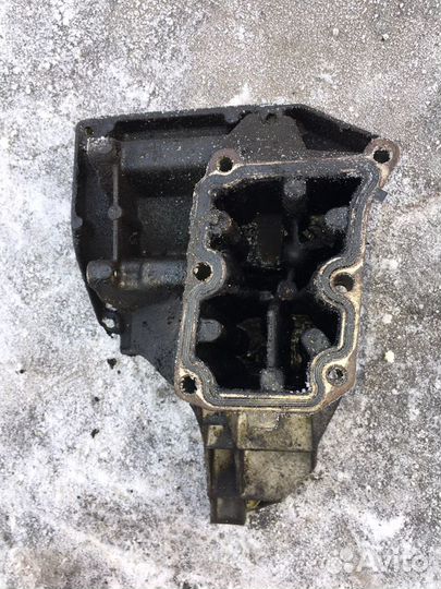 Кронштейн компрессора Мерседес 210