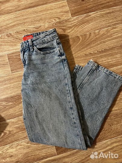 Джинсы