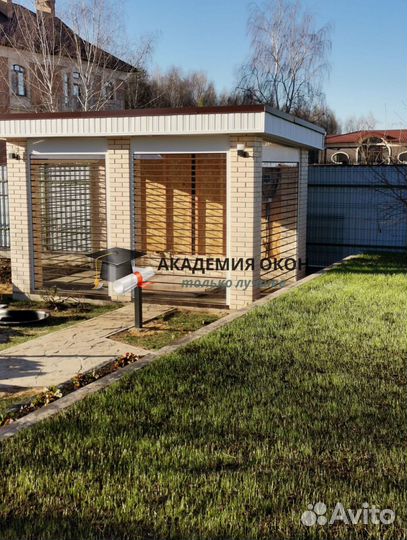 Прозрачные рольставни из поликарбоната