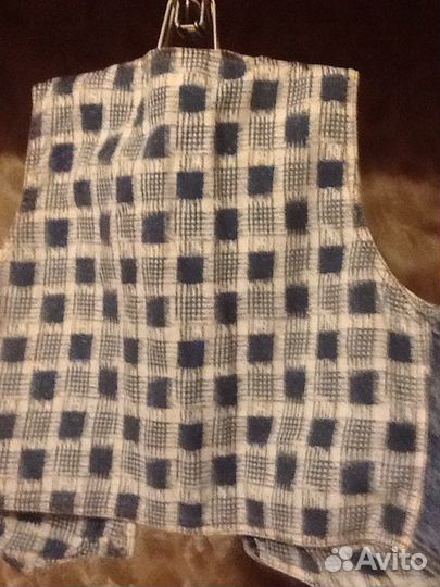 Джинсовая жилетка