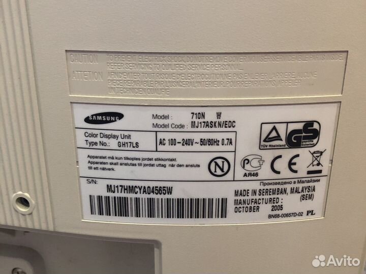 Монитор Samsung