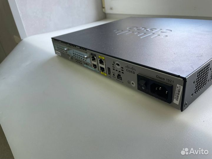 Маршрутизатор Cisco 1921