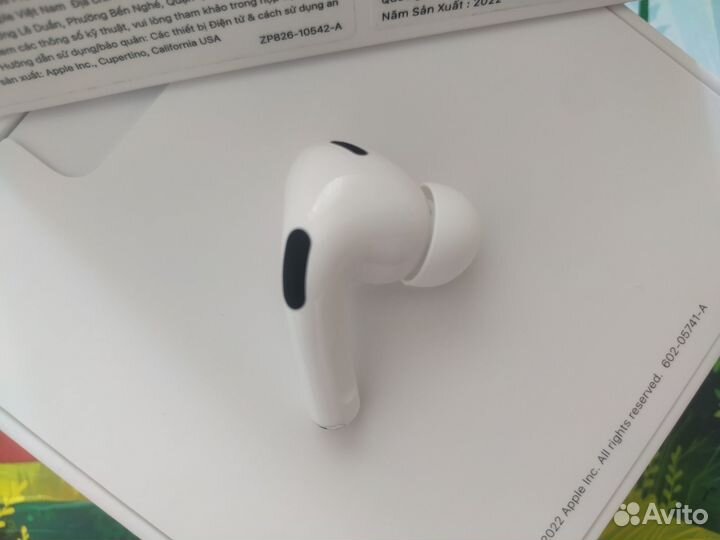 Airpods pro 2 правый наушник новый
